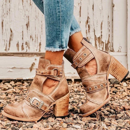 Timeless and supportive orthopedic summer Boots