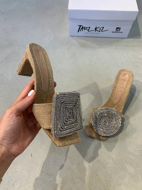 Square Round Low Heeled Sandals